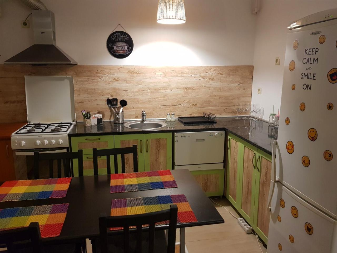 Modern Apartment With Pool In North Bucharest Cretuleasca エクステリア 写真